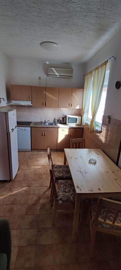 Sveti Vid-Miholjice Apartments Berny מראה חיצוני תמונה