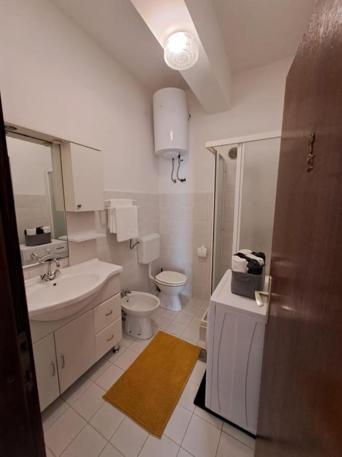 Sveti Vid-Miholjice Apartments Berny מראה חיצוני תמונה