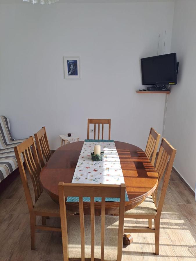 Sveti Vid-Miholjice Apartments Berny מראה חיצוני תמונה